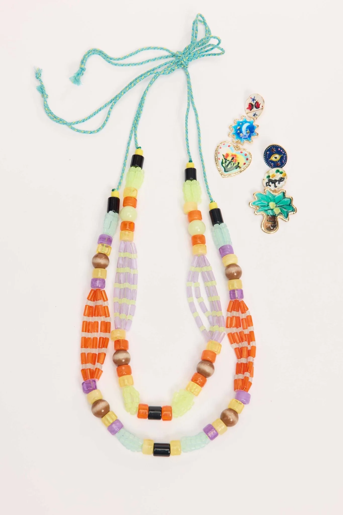 Saraeva Necklace Set - Image 4