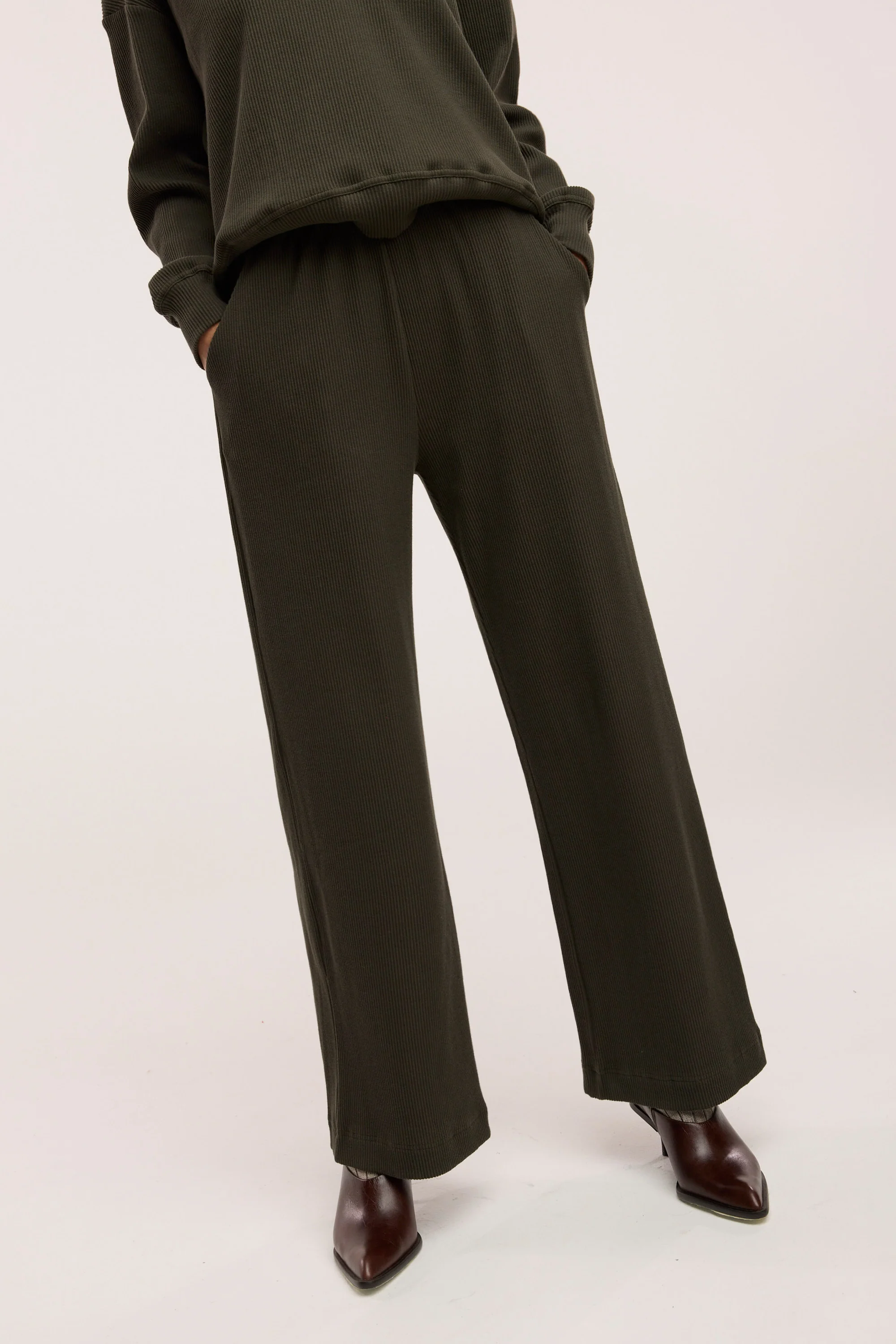 Traveller Luxe Rib Pant - Image 2